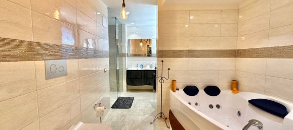 9 bedrooms Villa in Pescara, Italy No. 350897 13