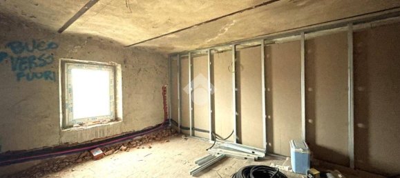 2 bedrooms House in Chivasso, Italy No. 144041 25