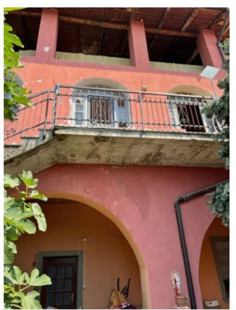 Duplex T4 em Montello, Italy N.º 361089