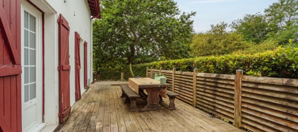 4 bedrooms House in Arbonne, France No. 298758 12