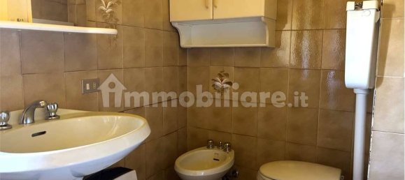 2 bedrooms Apartment in Agrate Conturbia, Italy No. 291661 9