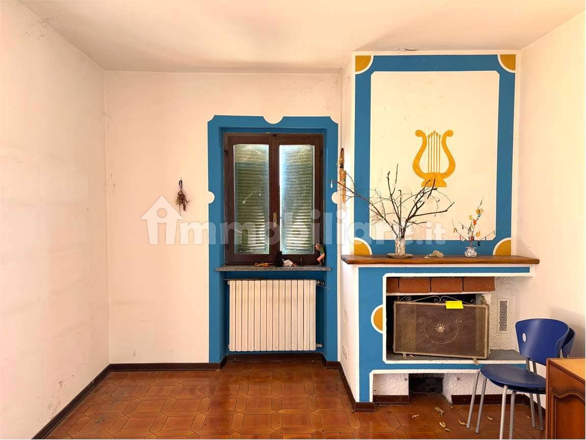 2 bedrooms Apartment in Agrate Conturbia, Italy No. 291661