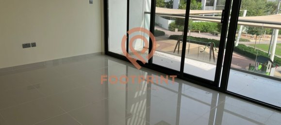 Вилла с 6 спальнями в Дубай, ОАЭ № 24586 2