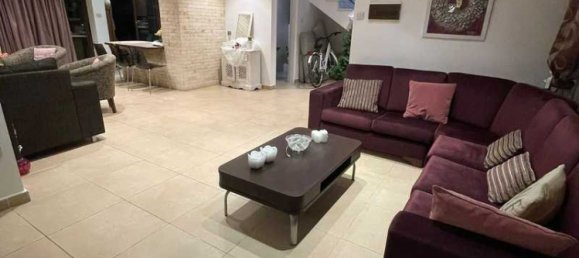 3 bedrooms Commercial property in Limassol, Cyprus No. 18026 7