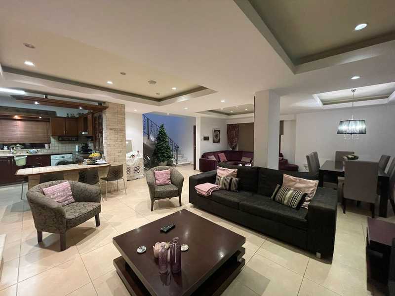 3 bedrooms Commercial property in Limassol, Cyprus No. 18026