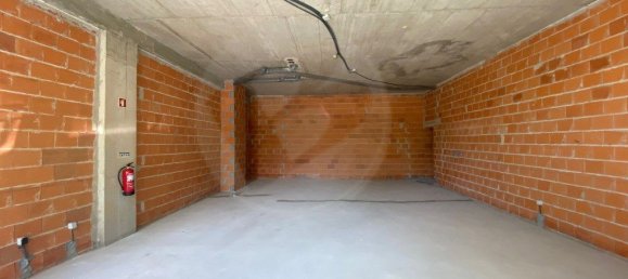 Коммерческая недвижимость 131м² в Вила ду Конди, Португалия № 48168 18