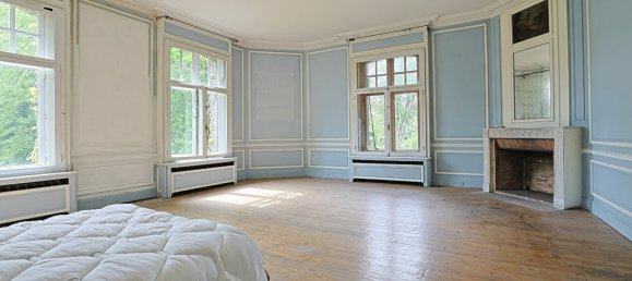 5 bedrooms House in Tourcoing, France No. 63402 10