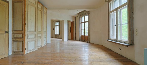 5 bedrooms House in Tourcoing, France No. 63402 7