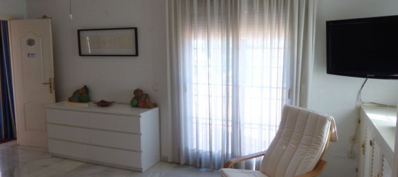 Villa de 5 dormitorios en Marbella, Spain No. 96110 17