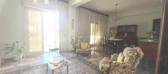 6 chambres Appartement à Reggio Calabria, Italy No. 315356 5