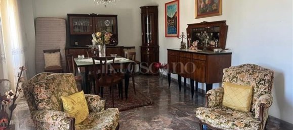 6 chambres Appartement à Reggio Calabria, Italy No. 315356 3