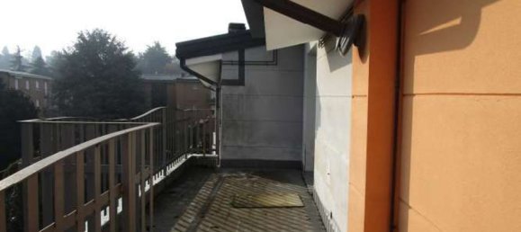 Propriété commerciale à Besana in Brianza, Italy 118m² No. 338378 6