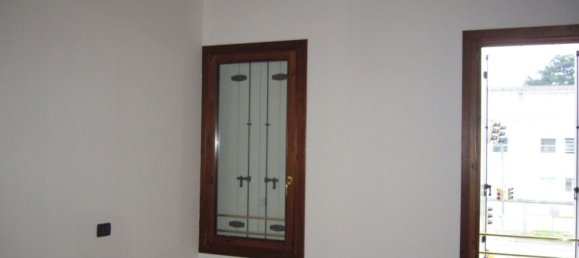 6 rooms Apartment in Conegliano, Italy No. 106154 4