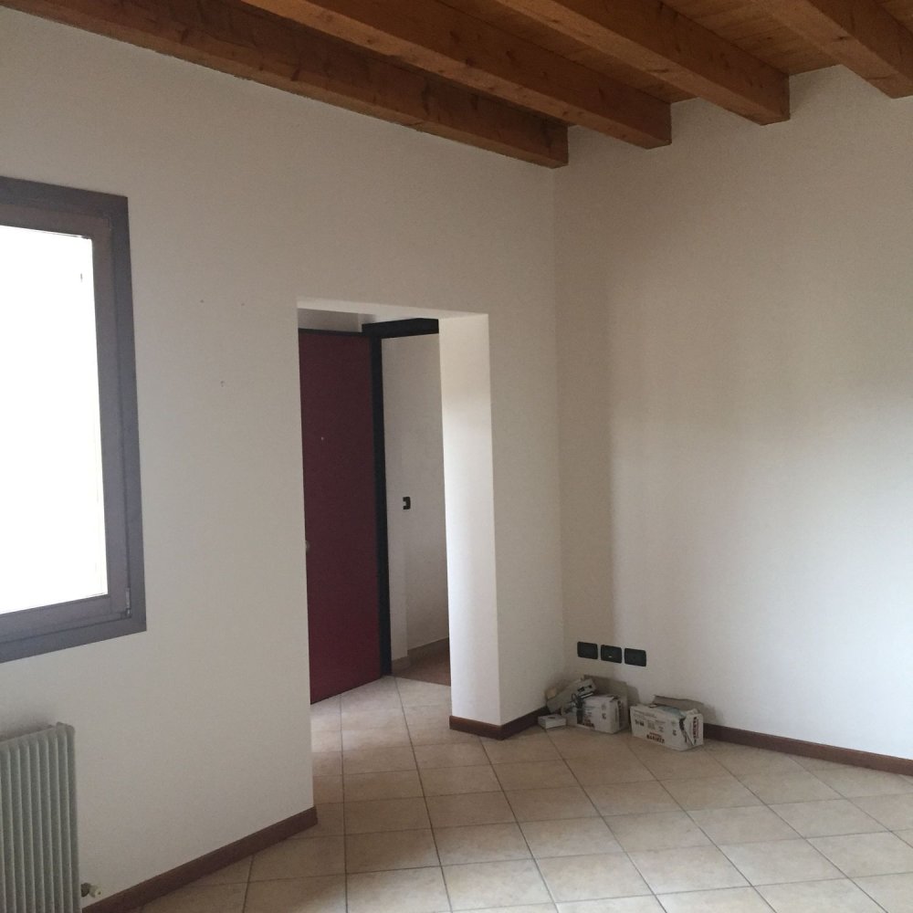 6 rooms Apartment in Conegliano, Italy No. 106154
