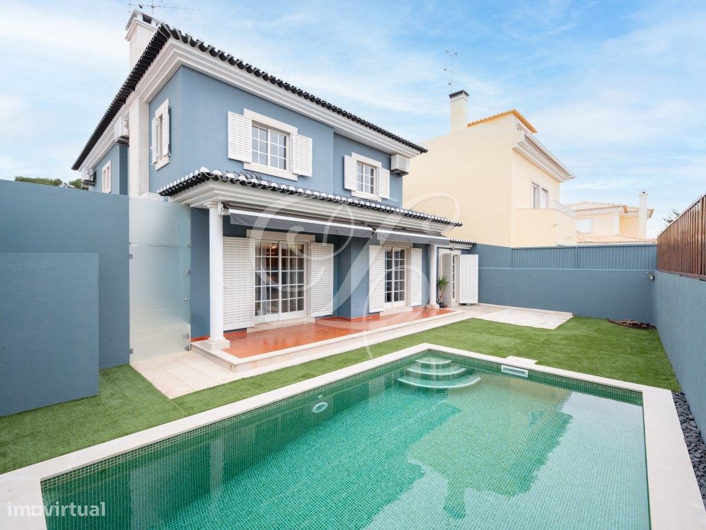 3 bedrooms House in Cascais, Portugal No. 100160