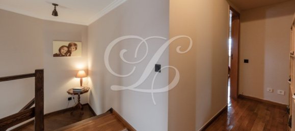 3 bedrooms House in Cascais, Portugal No. 100160 24