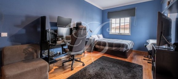 3 bedrooms House in Cascais, Portugal No. 100160 22