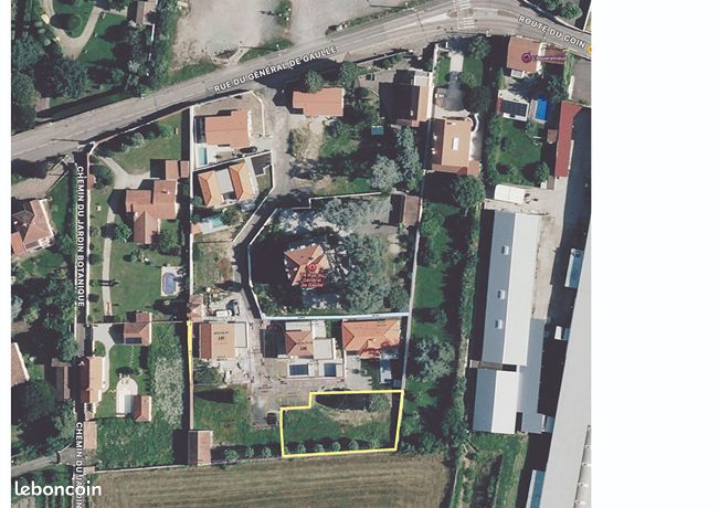 763m² Land in Saint-Chamond, France No. 305547