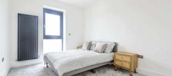 2 bedrooms Apartment in London, United Kingdom No. 7671 6