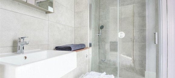 2 bedrooms Apartment in London, United Kingdom No. 7671 10