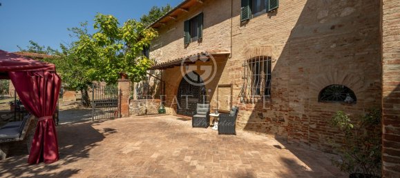 9 rooms House in Asciano, Italy No. 231886 8