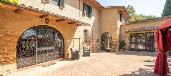 9 rooms House in Asciano, Italy No. 231886 7