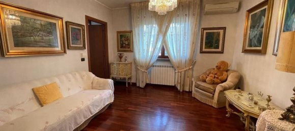 4-Zimmer Wohnung in Vigevano, Italy, Nr. 11870 2