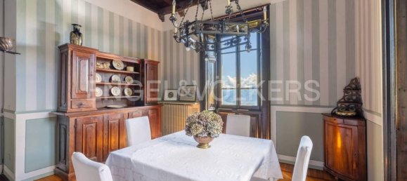 5 bedrooms Villa in Stresa, Italy No. 138771 9