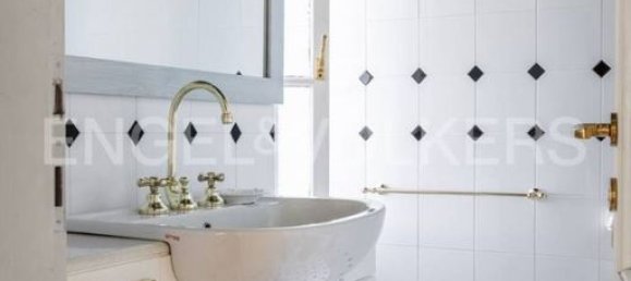 5 bedrooms Villa in Stresa, Italy No. 138771 12