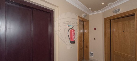 Apartamento de 2 dormitorios en Loures, Portugal No. 56565 27