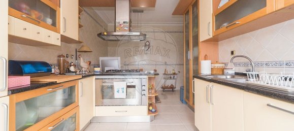 Apartamento de 2 dormitorios en Loures, Portugal No. 56565 10