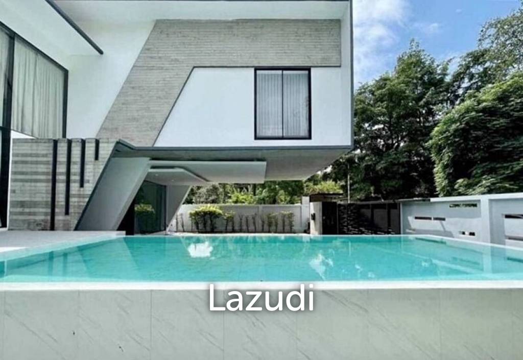 3 bedrooms Villa in Chiang Mai, Thailand No. 16931