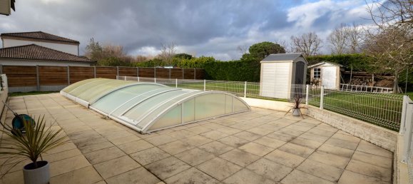 4 chambres Maison à Tresses, France No. 98544 2