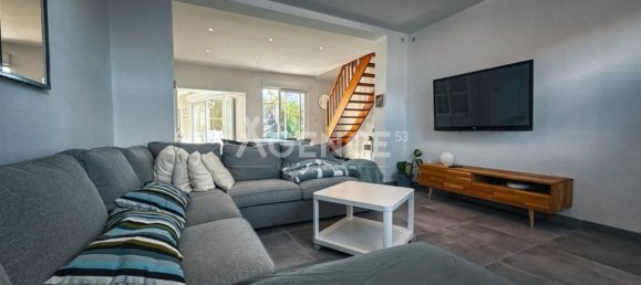 Casa de 5 dormitorios en Saint-Omer, France No. 325551 4