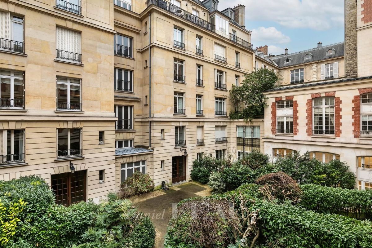 6-salle Appartement à Paris, France No. 150679