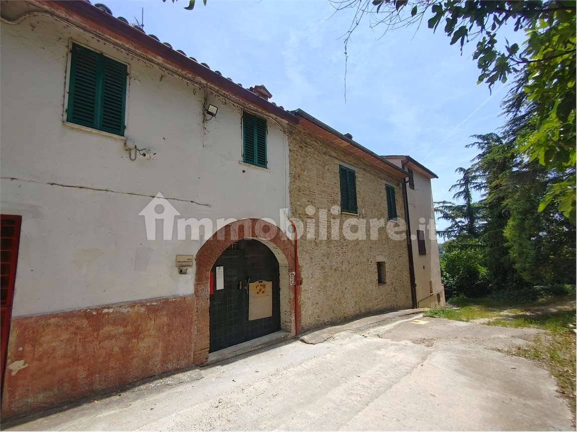 1 chambre Maison à Todi, Italy No. 357431