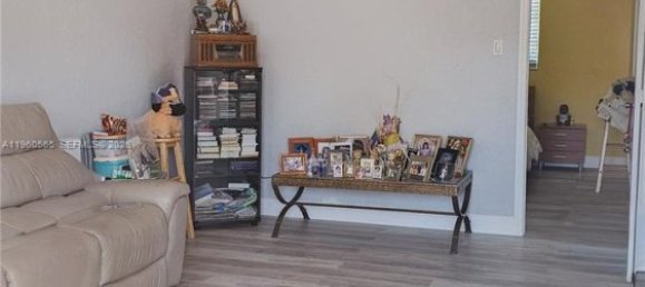 1 غرف نوم عقار تجاري في Miami, الولايات المتحدة رقم 614318 3