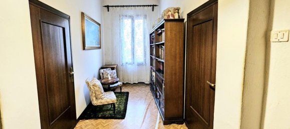 Дом с 6 комнатами в Гранце, Италия № 156161 10