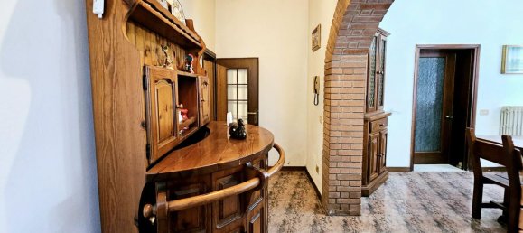 Дом с 6 комнатами в Гранце, Италия № 156161 7