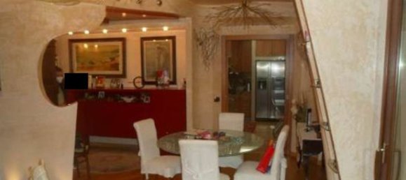 Apartamento de 4 divisões em Seregno, Italy N.º 98386 10