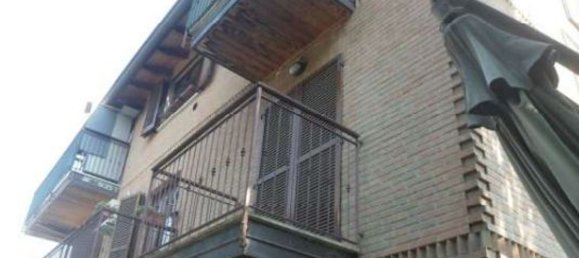 Apartamento de 4 divisões em Seregno, Italy N.º 98386 4