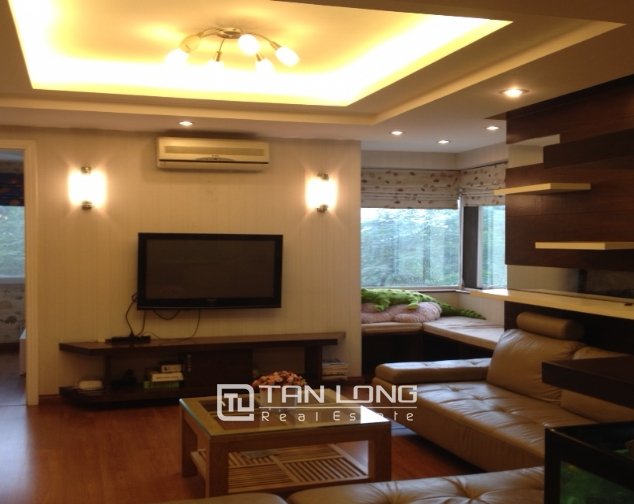 Квартира с 3 спальнями в Тэйхо, Вьетнам № 240