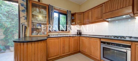 Casa de 3 dormitorios en Mtarfa, Malta No. 1418 11