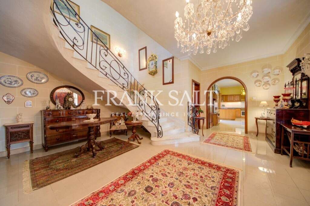 Casa de 3 dormitorios en Mtarfa, Malta No. 1418