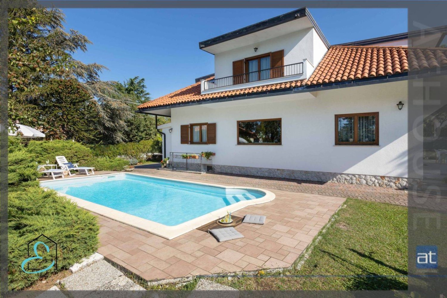 5 غرف نوم فيلا في Trieste, Italy رقم 75604