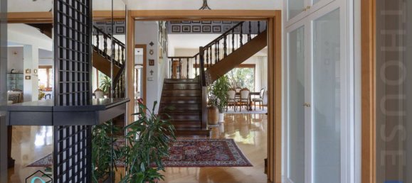 5 غرف نوم فيلا في Trieste, Italy رقم 75604 7