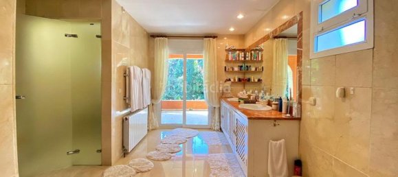 6 chambres Villa à Marbella, Spain No. 48035 10