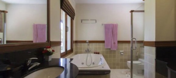 4 bedrooms Villa in Bang Tao, Thailand No. 12397 11