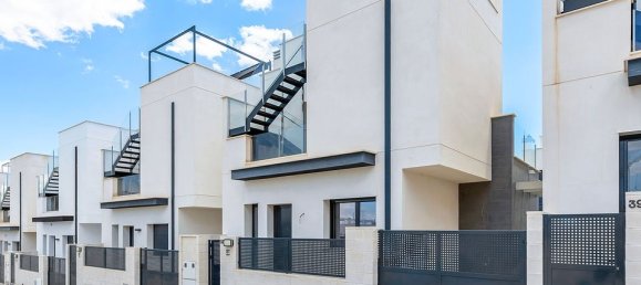 3 bedrooms Villa in Torrevieja, Spain No. 176507 6