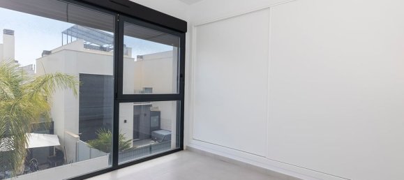 3 bedrooms Villa in Torrevieja, Spain No. 176507 24